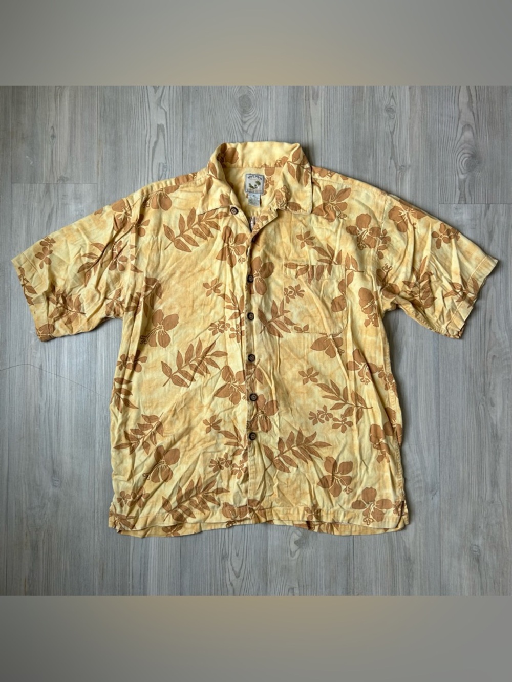 Hawaiian Classics Light Yellow Tropical Print Short-Sleeve Button-Up Shirt